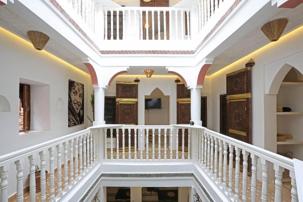 Riad El Khir En Centre Ville Rooftop Et Bassin 马拉喀什 外观 照片