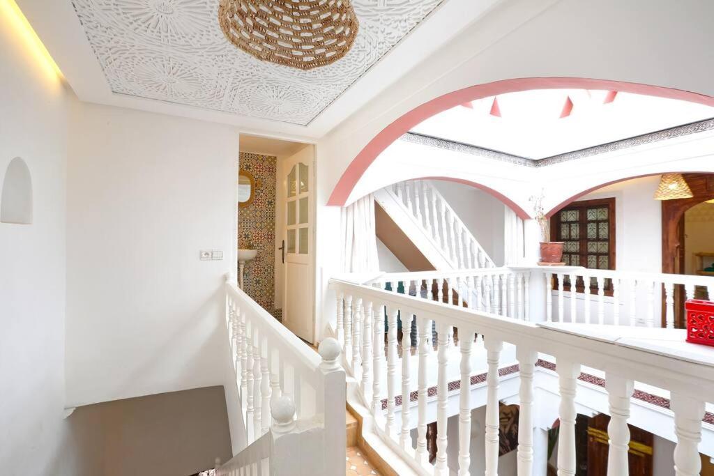 Riad El Khir En Centre Ville Rooftop Et Bassin 马拉喀什 外观 照片
