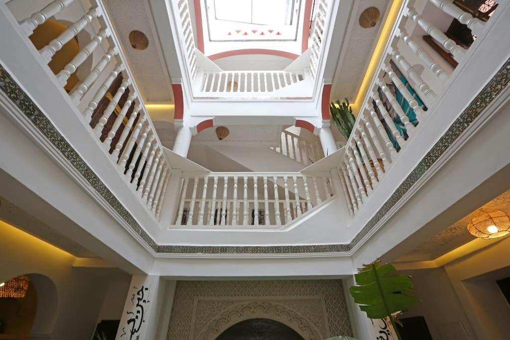 Riad El Khir En Centre Ville Rooftop Et Bassin 马拉喀什 外观 照片
